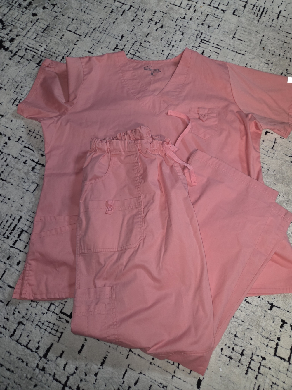 Buttersoft Womens Scrubs Set Light Pink 2XL Great Condition